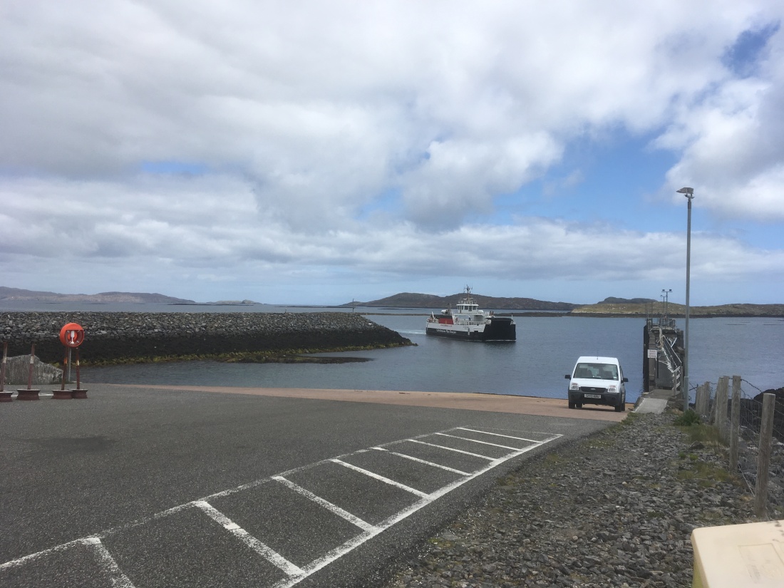 Photo of Caledonian MacBrayne Ferry coming in to Ardmhor on Barra